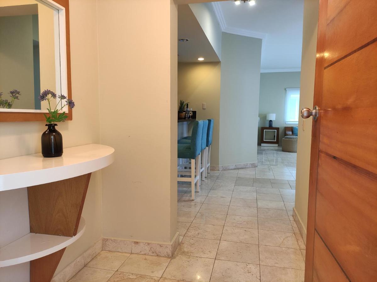 Chic Beachfront Apartment - Private Beach Access Пунта-Кана Экстерьер фото